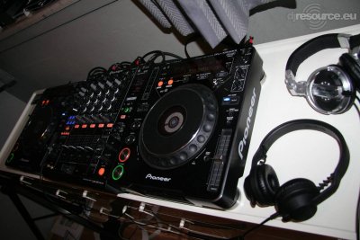 Show this booth : Baldur's DJ -Booth Oct'12